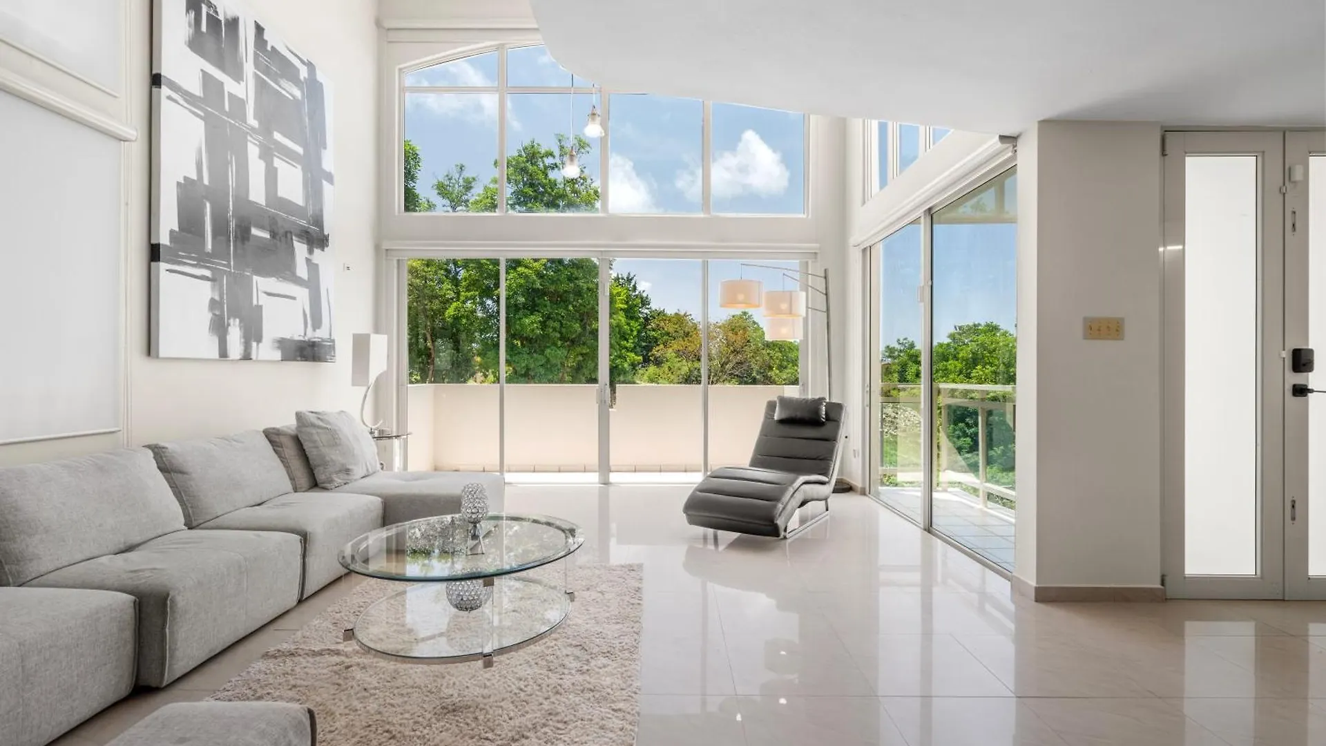 Villa At Palmas With Jacuzzi, Rooftop, Generator 24-7 Humacao 0*,  Porto Rico